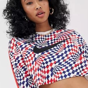 NIKE SPORT Cropped Soccer Longsleeve Top